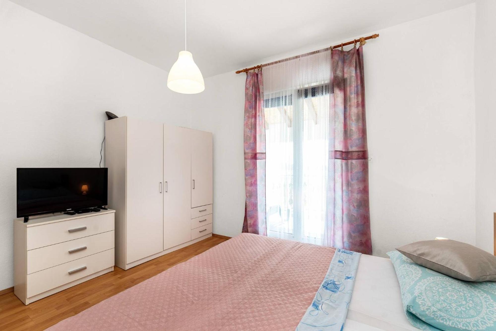 Apartment Lara Tribalj Extérieur photo